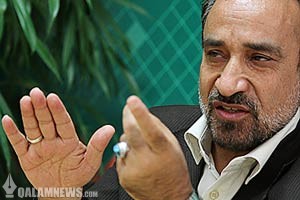 خباز: مردم نگران نحوه برگزاری انتخابات از سوی فرمانداران احمدی‌نژادی هستند
