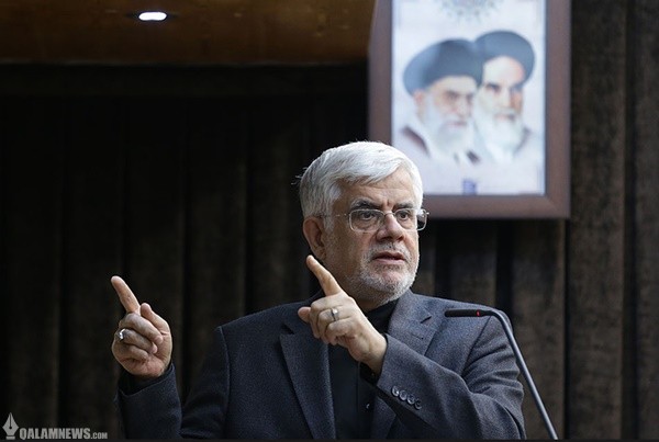 محمدرضا عارف: همه نخبگان اصلاح‌طلب در فرصت باقیمانده ثبت‌نام کنند