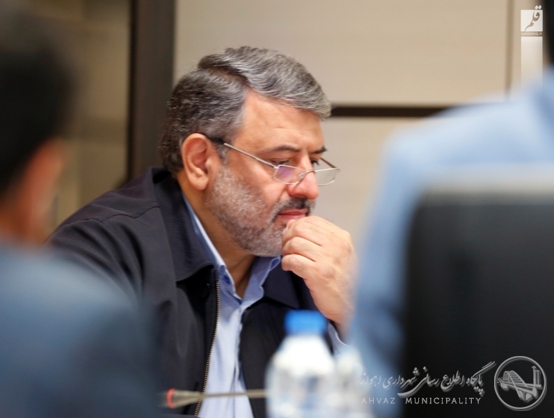دومین جلسه شهردار و دادستان اهواز با حضور دستگاه های اجرایی در خصوص پیگیری مسائل مربوط به ملاشیه و گلدشت انجام شد