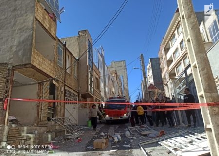 انفجار مخزن گاز خودروسواری در پارکینگ منزل مسکونی_زیباشهر