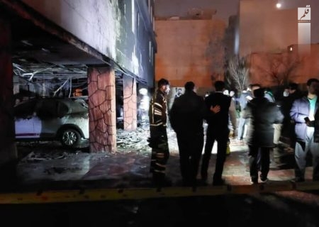 آتش سوزی ساختمان مسکونی در تهران ۸ مصدوم و ۴۰ نجات یافته داشت