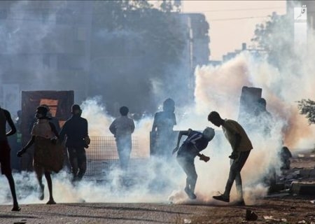 افزایش شمار کشته‌های اعتراضات سودان/معاون وزیر بهداشت استعفا کرد/البرهان: اوضاع سودان دشوار است