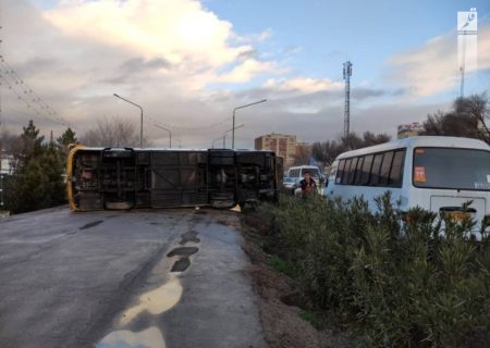 واژگونی اتوبوس در  اصفهان ۱۸ مصدوم داشت