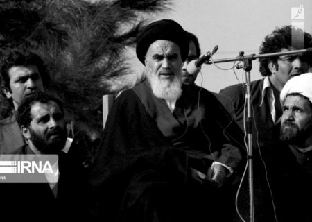 نگاه ملت‌های مظلوم جهان به انقلاب اسلامی است