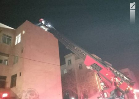 آتش سوزی ساختمان مسکونی در جنوب تهران ۷۰ نجات یافته داشت