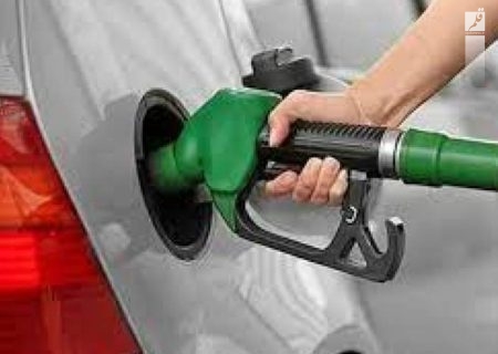 توزیع بیش از ۲۲ میلیون لیتر بنزین طی نوروز در استان مرکزی