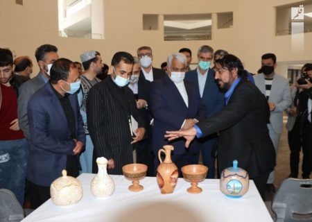 نمایشگاه صنایع‌ دستی و هنرهای سنتی هرات افغانستان در مشهد افتتاح شد