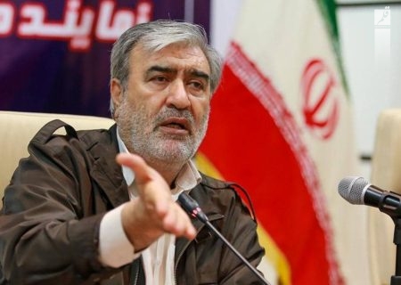 انتقاد نماینده شیراز از بی توجهی به شایسته سالاری در انتصاب برخی مدیران