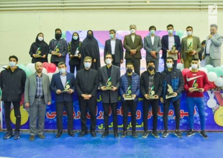 برگزاری آیین تجلیل از قهرمانان و مقام‌آوران ورزش استان مرکزی در سالهای ۹۸ و ۹۹