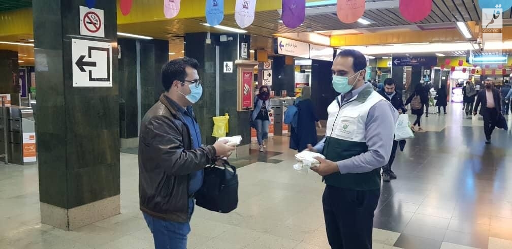 میزبانی مترو تهران از مسافران روزه دار
