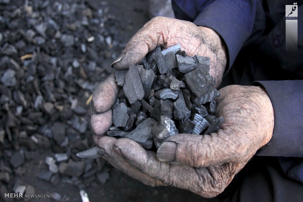 تخریب دو باب کوره زغال غیرمجاز رها شده در بندرلنگه