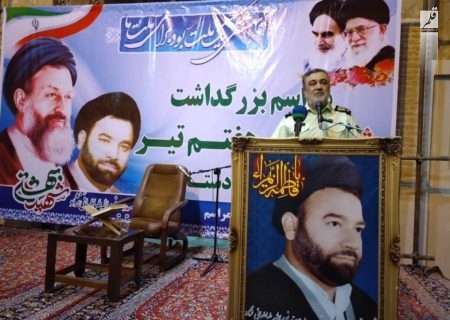 سردار اشتری: رمز پیروزی انقلاب اسلامی تبعیت از  رهبری، وحدت کلمه و خدا باوری است