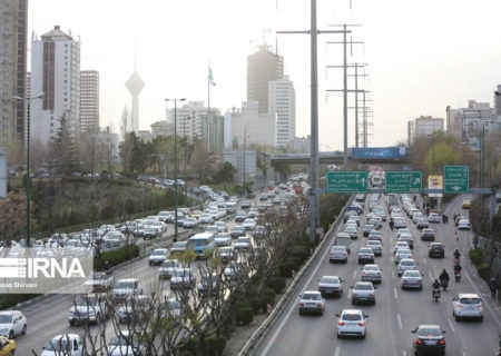ترافیک سنگین در بزرگراه همت، نواب و خیابان آزادی