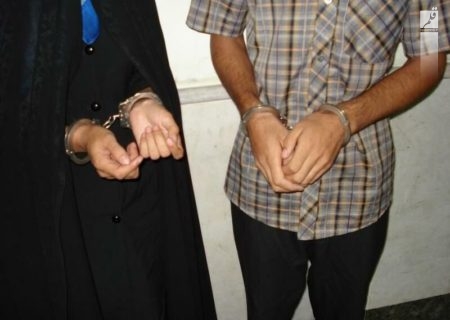 زوج قاچاقچی با حدود ۱۰ کیلو شیشه در بم دستگیر شدند