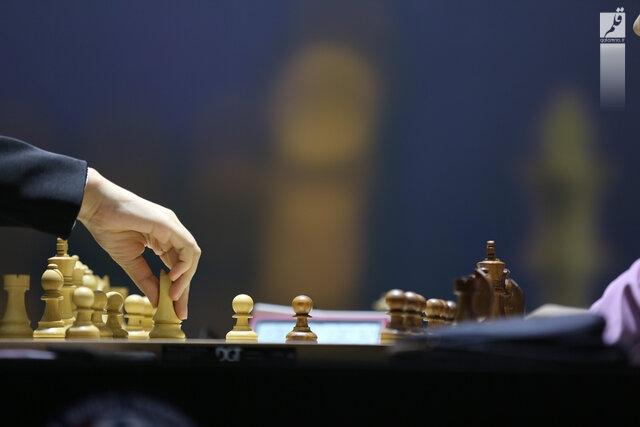 عجیب اما واقعی؛ کاپیتانی تیم ملی شطرنج زنان ایران توسط یک آقا!