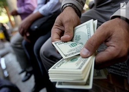 کشف بیش از ۳۵۰ میلیارد ریال انواع ارز در طرح مبارزه با دلالان ارزی در تهران