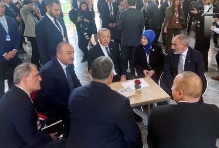 گفت‌وگوی رهبران جمهوری آذربایجان، ترکیه و ارمنستان در پراگ