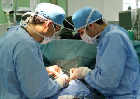بیش از ۲ هزار عمل جراحی در بیمارستان امام خمینی(ره) اهواز در اسفند ۱۴۰۱ انجام شد