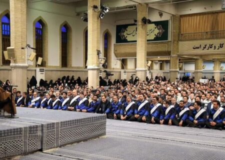 تحریم‌ها ملت ایران را از پا در نمی‌آورد