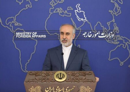 کنعانی: غرب در برابر روند مردم‌سالاری دینی در ایران سر تعظیم فرود آورد